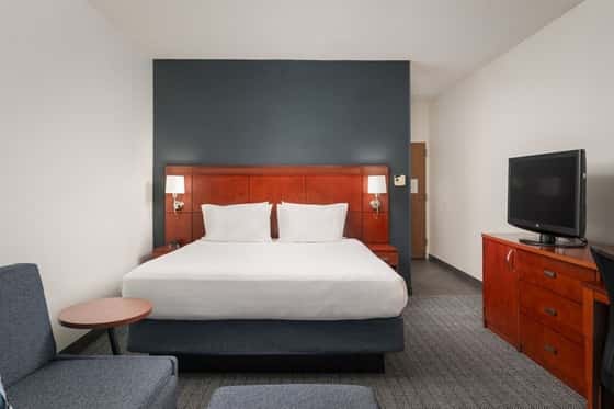 Courtyard by Marriott Melbourne West