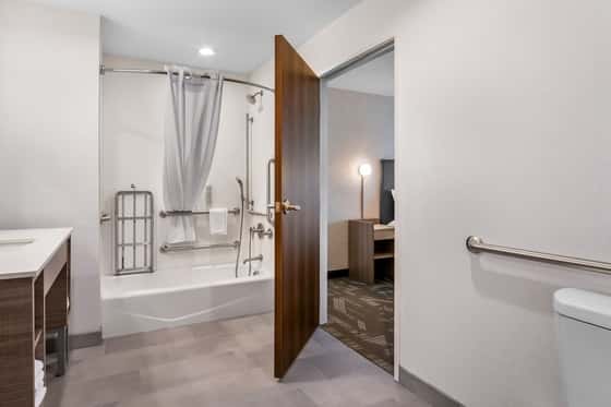 Home2 Suites by Hilton Irving/DFW Airport North