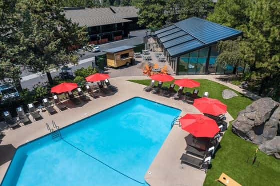 Riverhouse Lodge