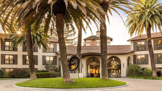 Casa Mani Resort Napa Valley, Curio Collection by Hilton