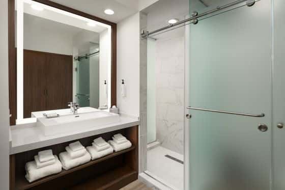 Maritime Hotel Fort Lauderdale Airport & Cruiseport