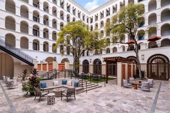 Doubletree by Hilton Hotel Austin
