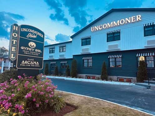 Uncommoner Hotel by Reverie Boutique Collection