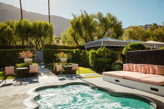 Avalon Hotel & Bungalows