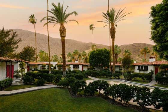 Avalon Hotel & Bungalows