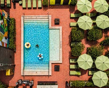 High Five Pool & Rooftop Bar