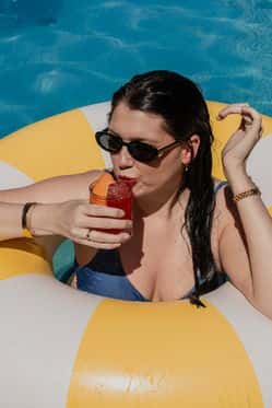 High Five Pool & Rooftop Bar
