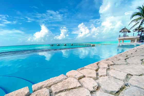 Garrafon Reef Park & Beach Club