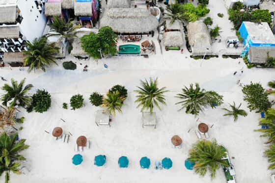Nacional Beach Club & Bungalows