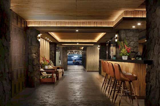 White Sands Hotel