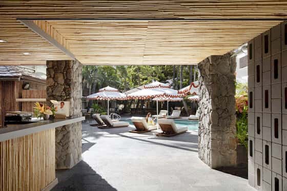 White Sands Hotel