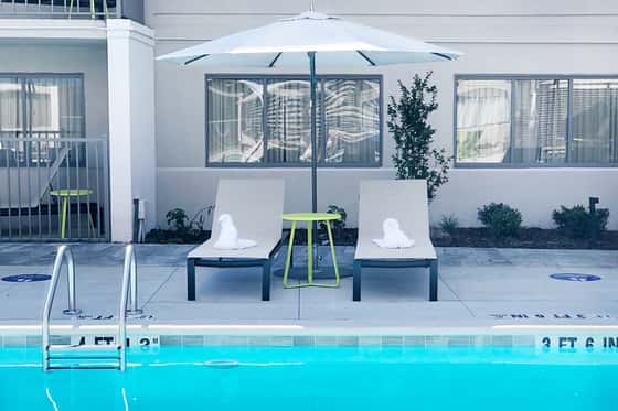 DoubleTree Suites by Hilton Hotel Nashville Airport