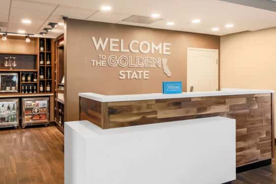 Hampton Inn & Suites Windsor - Sonoma Wine Country