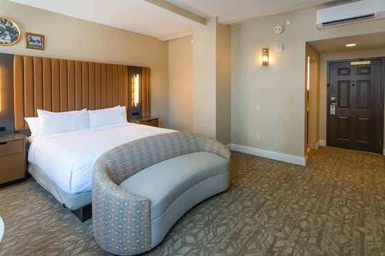 Hotel Flor Tampa Downtown, Tapestry Collection by Hilton