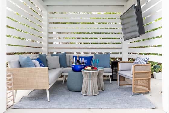 The Singer Oceanfront Resort, Curio Collection by Hilton