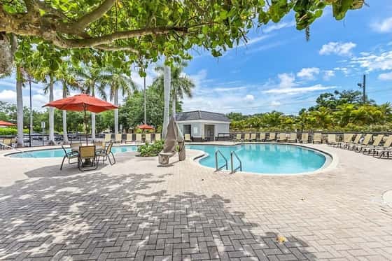 Holiday Inn St. Petersburg West