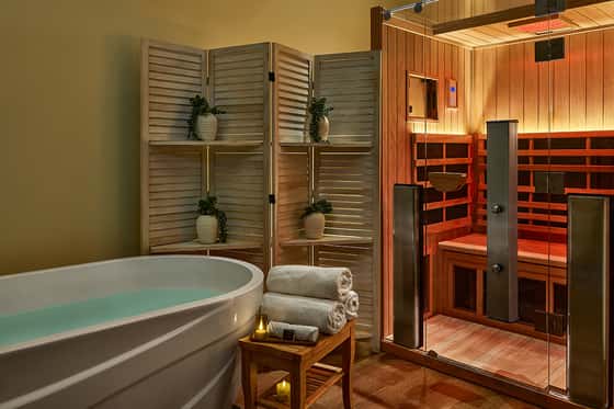 The Highland Dallas, Curio Collection by Hilton 