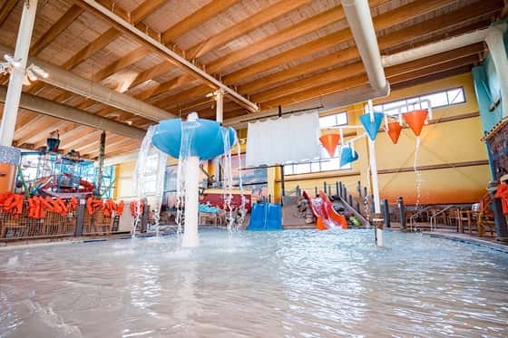 Waterpark of New England DoubleTree by Hilton Hotel Boston North Shore