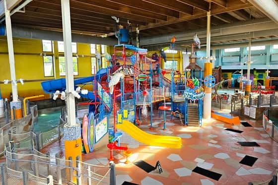 Waterpark of New England DoubleTree by Hilton Hotel Boston North Shore