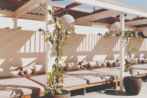 Hotel June