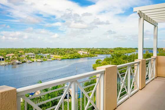 Wyndham Grand Jupiter at Harbourside Place