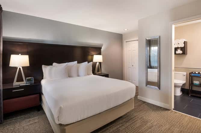 Sonesta ES Suites Dulles Airport