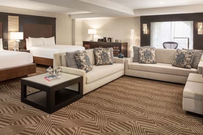 Renaissance Phoenix Downtown Hotel