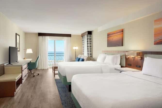 Hilton Garden Inn Carlsbad Beach