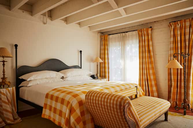 Hotel Peter and Paul