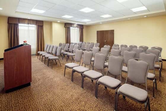 Hampton Inn & Suites Scottsdale at Talking Stick