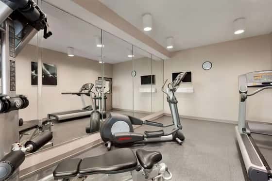 Country Inn & Suites by Radisson, Warner Robins, GA