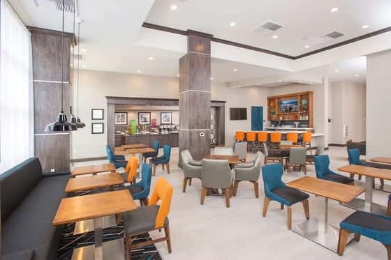 Hampton Inn & Suites LAX El Segundo