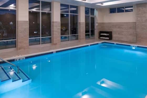 Holiday Inn Hotel & Suites Farmington Hills - Detroit NW, an IHG Hotel