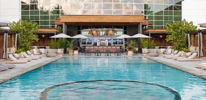 Signia by Hilton Diplomat Beach Resort