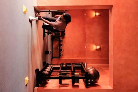 Las Ruinas Bathhouse and Gym