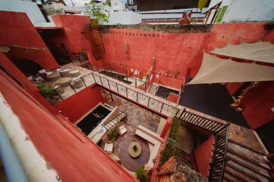 Las Ruinas Bathhouse and Gym