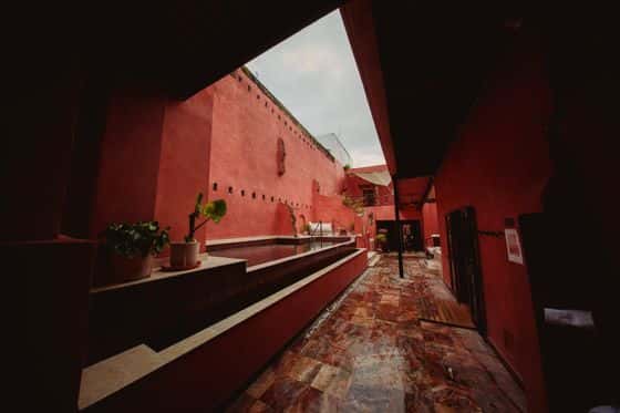 Las Ruinas Bathhouse and Gym