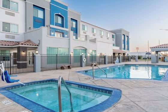 Holiday Inn Express & Suites El Centro by IHG