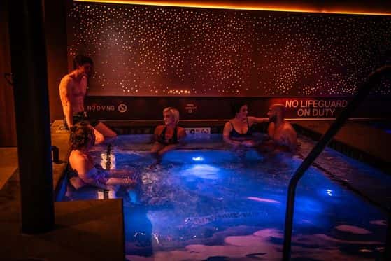 Umvelt Bathhouse