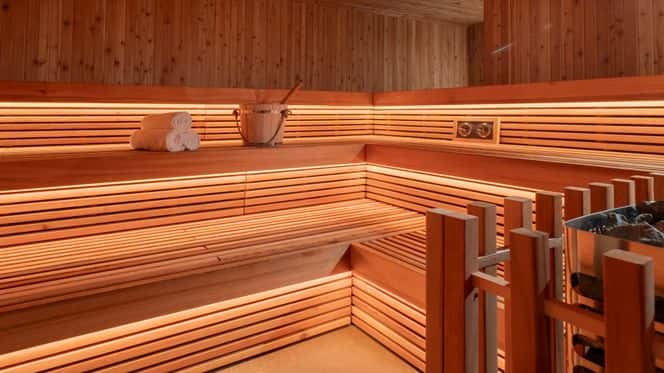 Umvelt Bathhouse