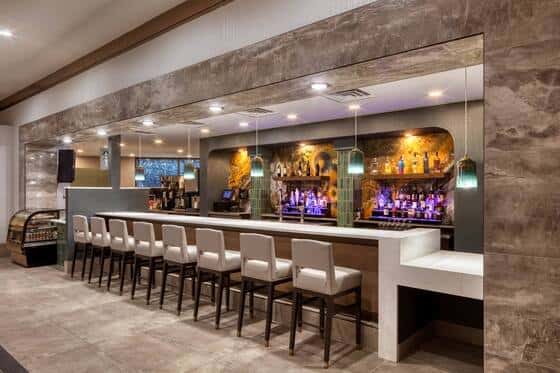 DoubleTree by Hilton Hotel Tulsa - Warren Place