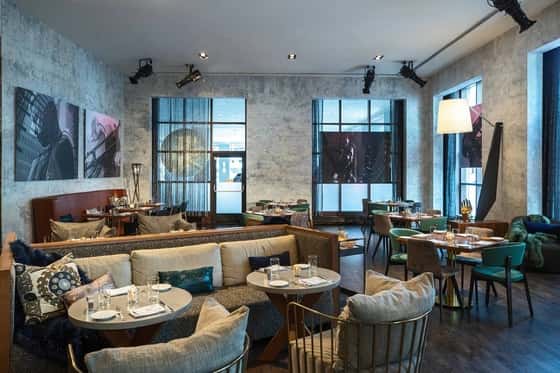 Renaissance Chicago Downtown Hotel
