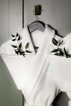 Salt & Ivy Wellness and Spa Retreat