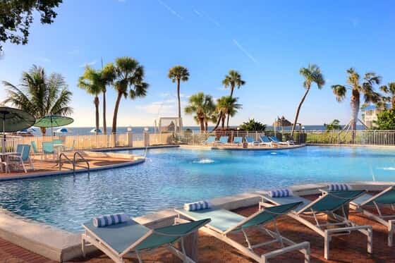 SkyBeach Resort