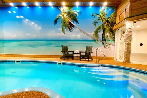 Sybaris Pool Suites Mequon