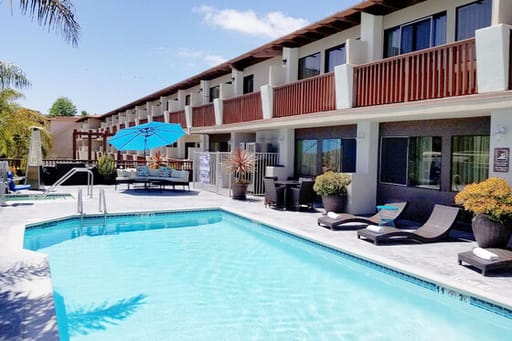 Holiday Inn Express & Suites Solana Beach-del Mar, an IHG Hotel