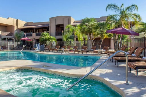 La Posada Lodge & Casitas