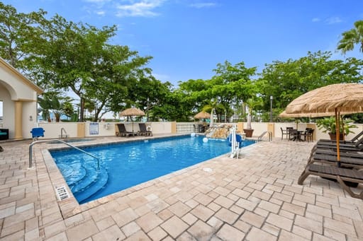 Bayfront Inn 5th Ave Naples Downtown Hotel