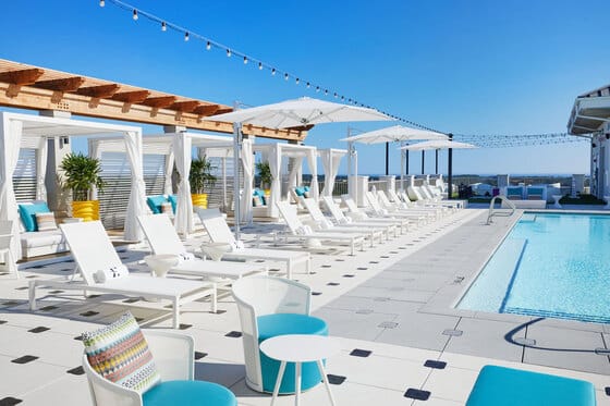 Ara Rooftop Pool & Lounge at Hotel Effie Sandestin