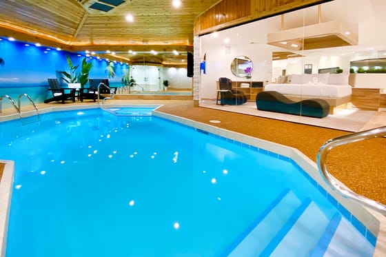 Sybaris Pool Suites Frankfort